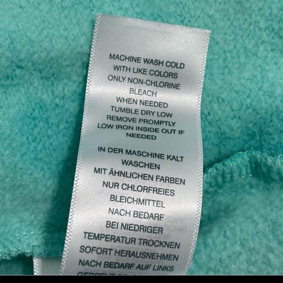 TRUE RELIGION CROP TOP SWEATSHIRT YUCCA CRYSTAL WASH - Picture 6 of 7